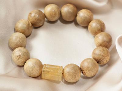  Vòng trầm kiến mix lu thống tại Nghệ An