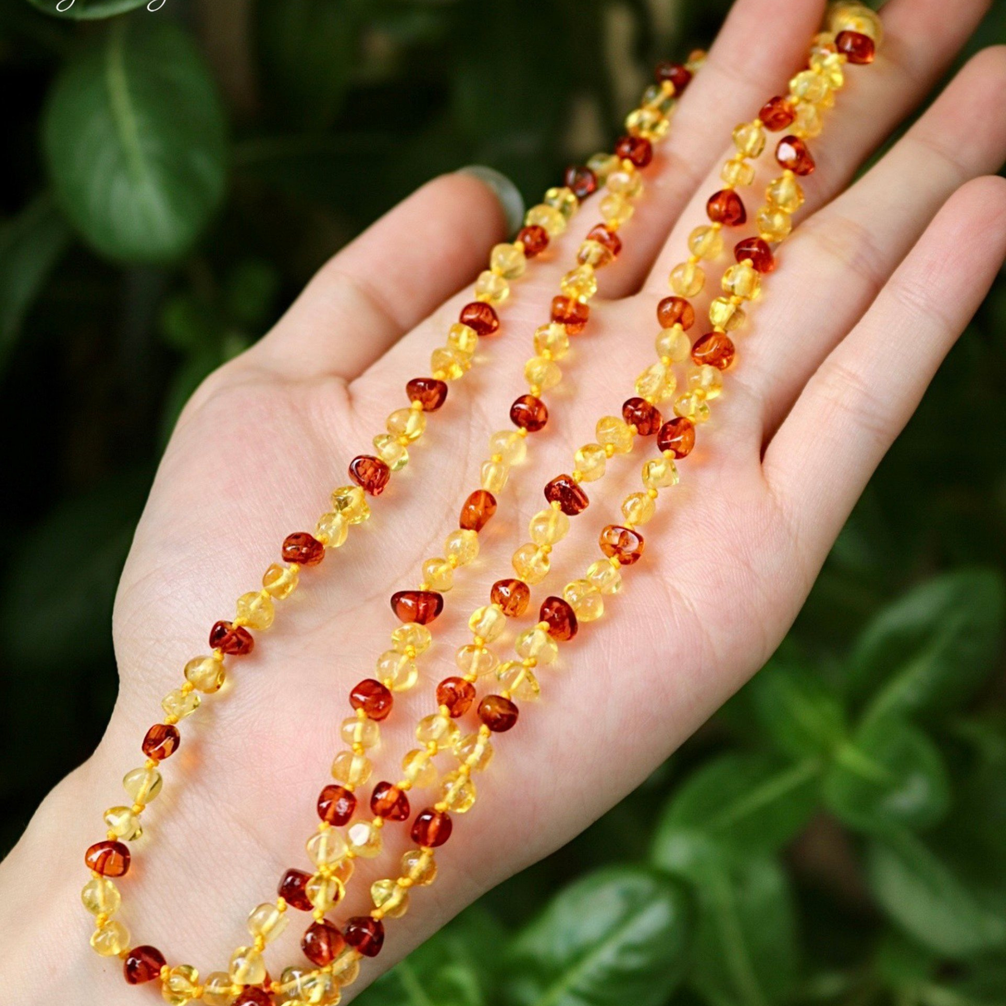  Vòng hổ phách cho bé